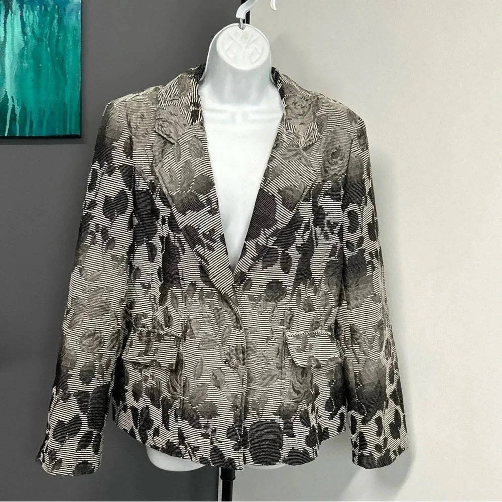 Katherine New York Women’s XL Textured Floral Blazer‎ 2 Button Regal Old Money